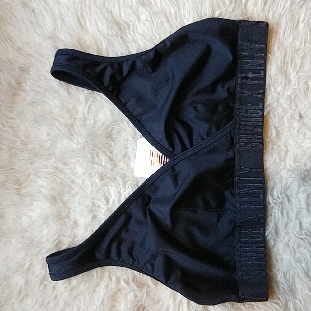 Savage x Fenty Black Sports Bra Rihanna Plus Size 2X NWT